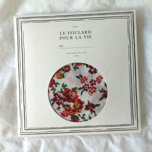 Sezane floral foulard